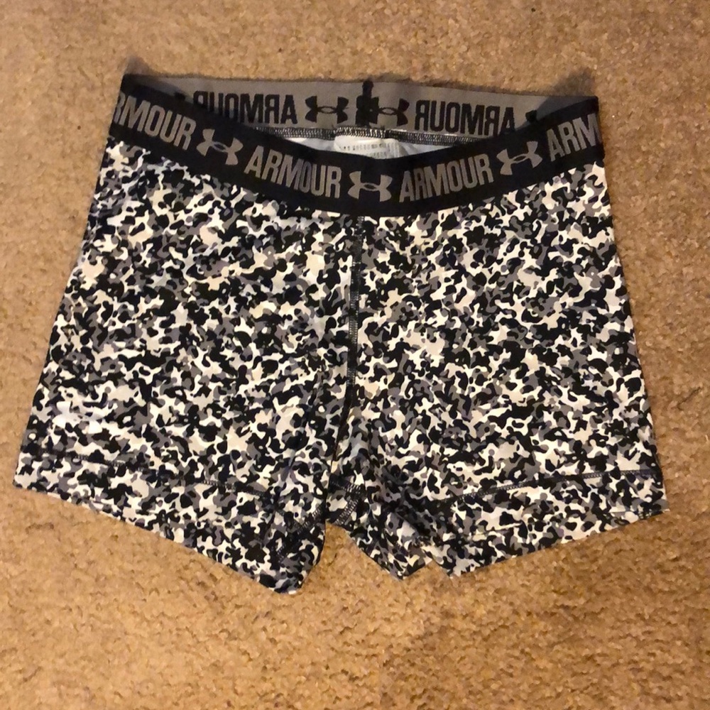 Compression shorts